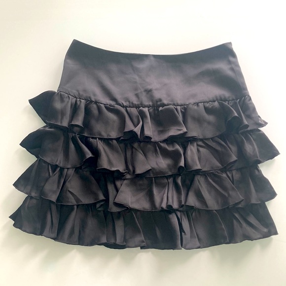 Silky Black Ruffled Mini Skirt Size S EUC - Picture 1 of 6